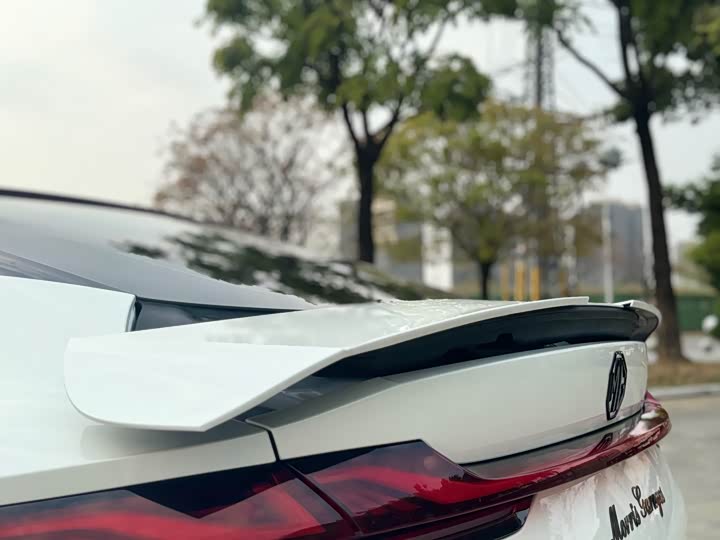 Фото 7 - MG Motor 7