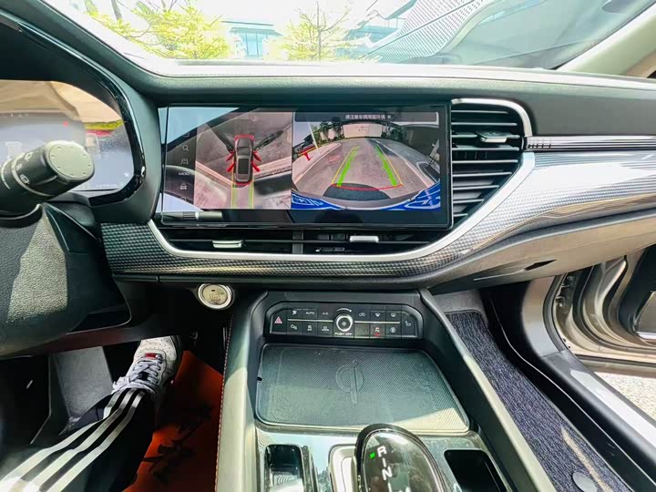 Фото 7 - Haval F7