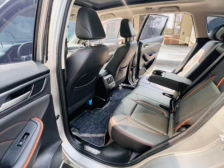 Фото 9 - Haval F7