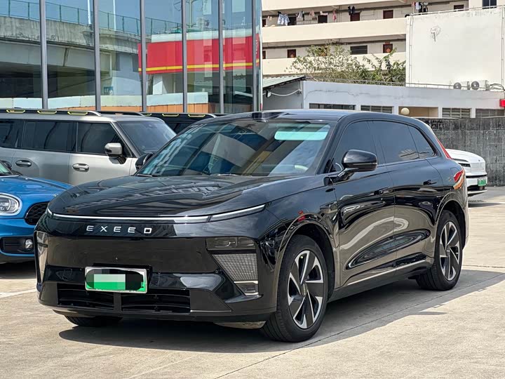 Photo 7 - Exeed Sterra ET