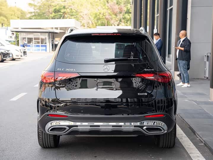 Photo 6 - Mercedes-Benz GLC-Class