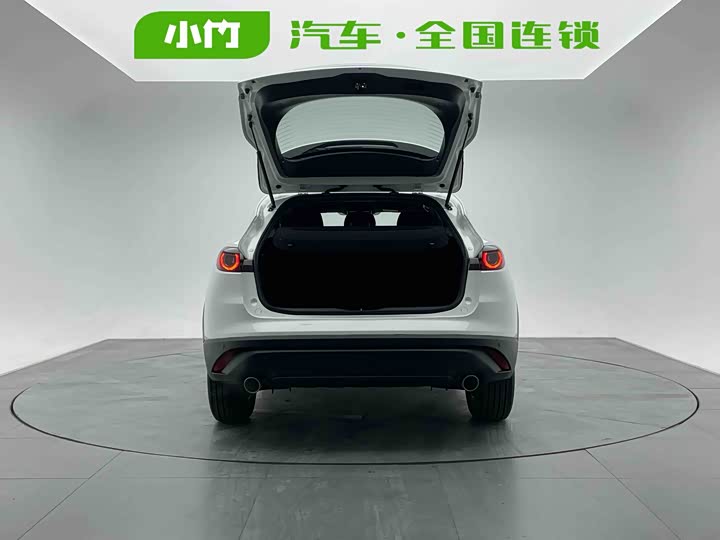 Фото 5 - Mazda CX-4