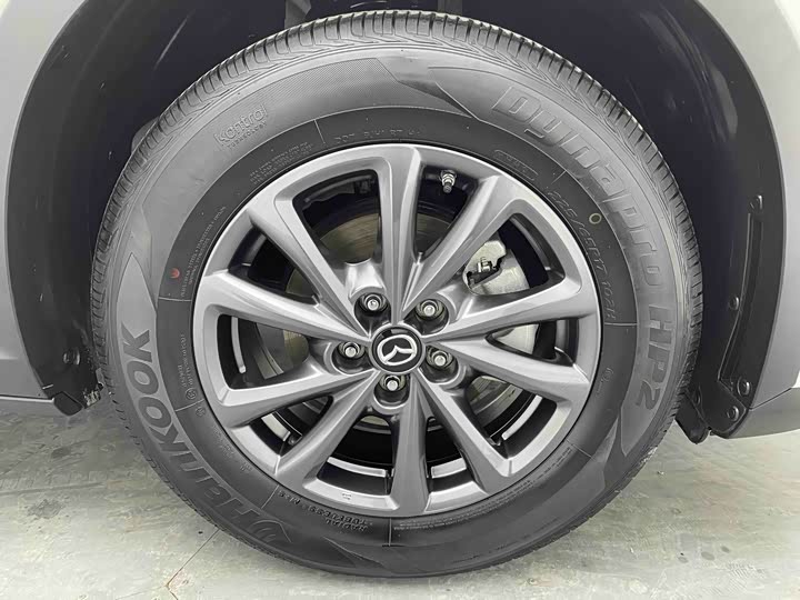 Фото 8 - Mazda CX-4