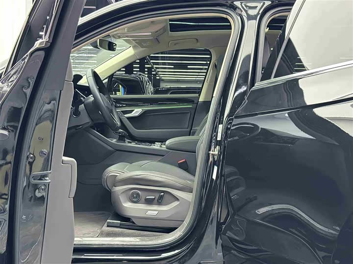 Фото 6 - Volkswagen Touareg