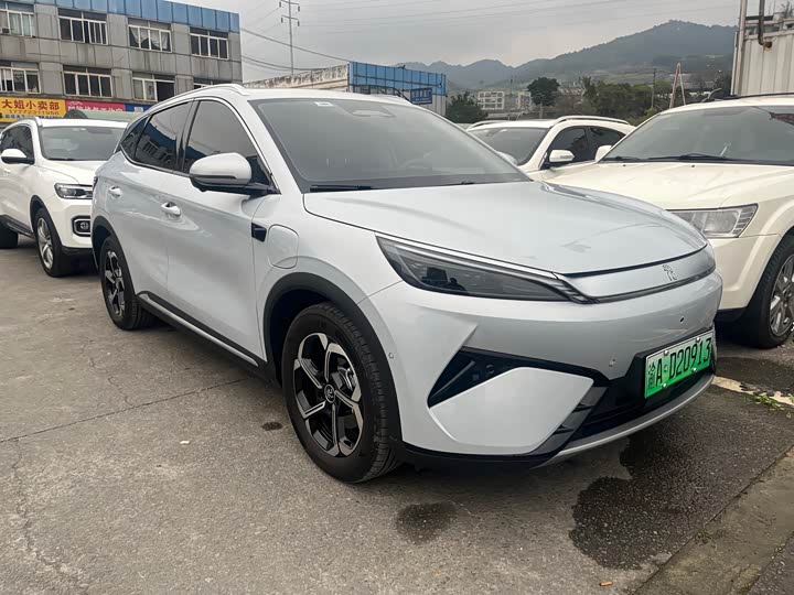 Фото 2 - BYD Yuan Plus