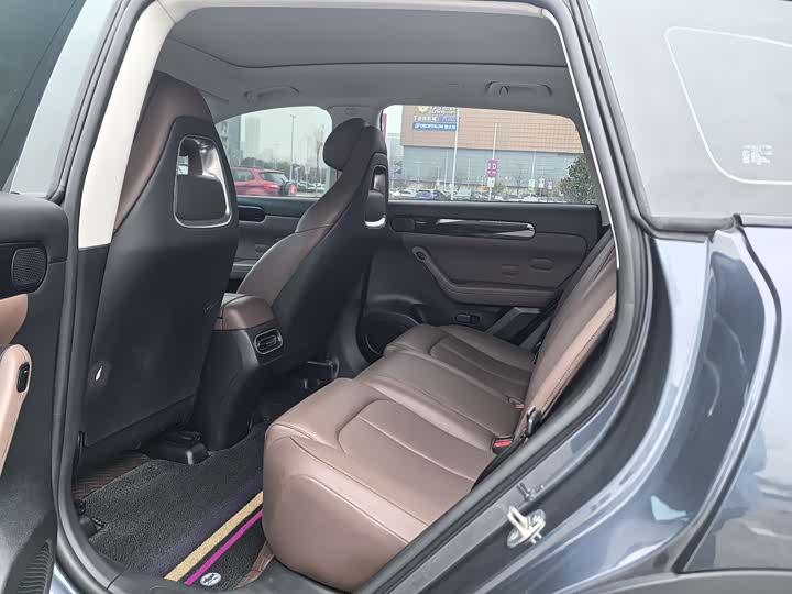 Фото 9 - Leapmotor C11