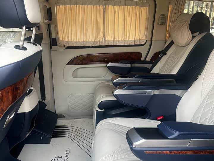 Фото 4 - Mercedes-Benz Vito