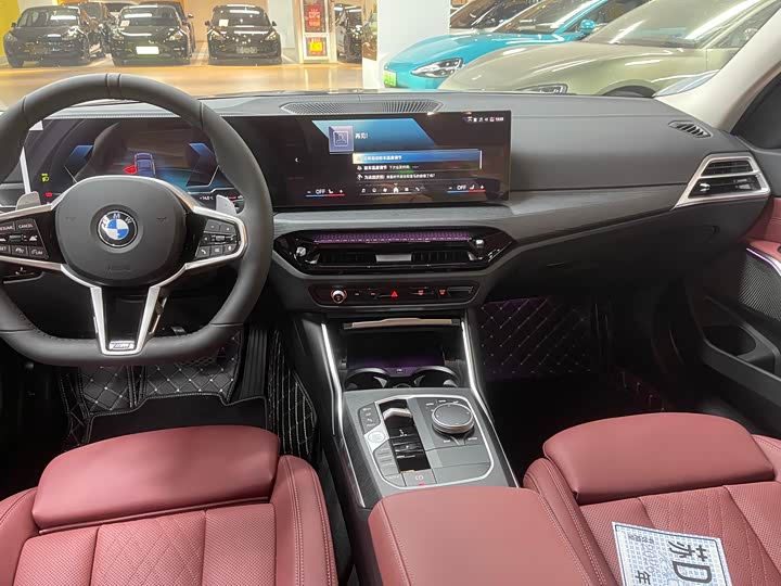 Photo 9 - BMW 3 Series