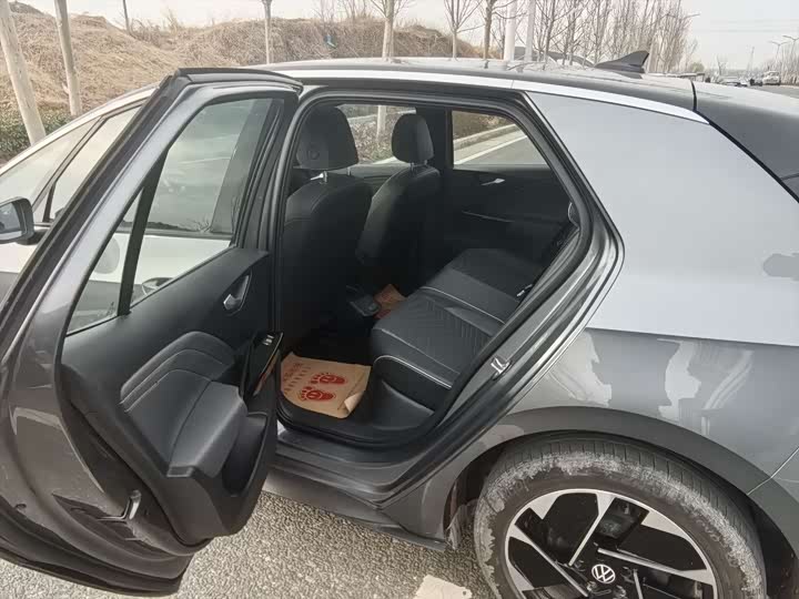 Photo 6 - Volkswagen ID.3