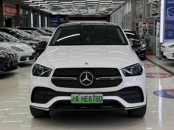 Photo 2 - Mercedes-Benz GLE-Class Coupe Hybrid