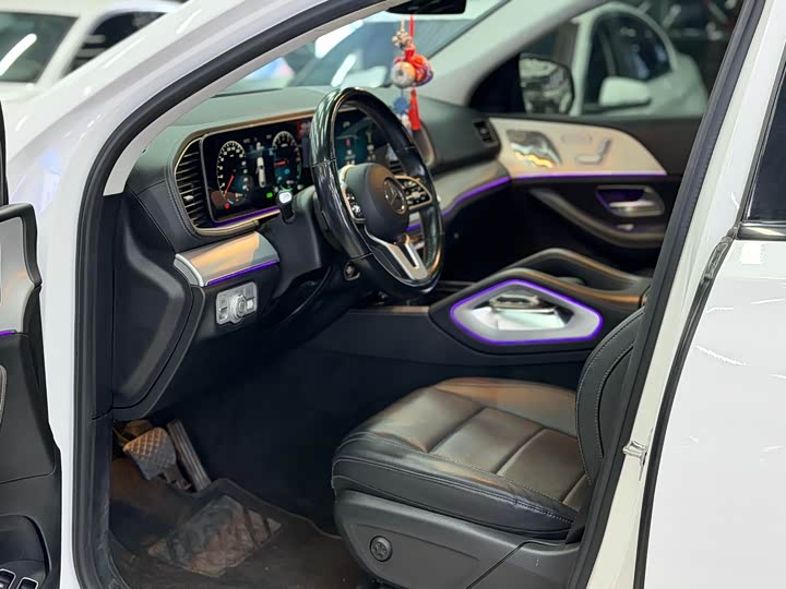 Photo 9 - Mercedes-Benz GLE-Class Coupe Hybrid