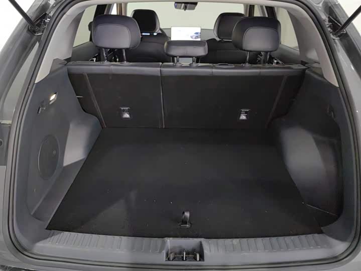 Photo 4 - Geely Galaxy E5