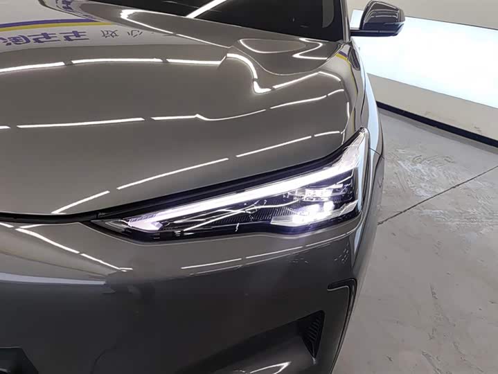 Photo 5 - Geely Galaxy E5