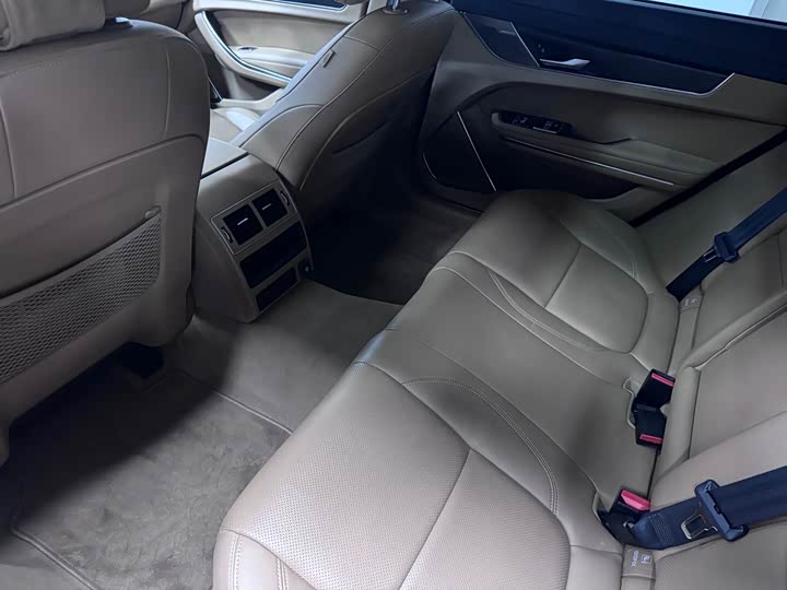 Фото 5 - Jaguar XF L