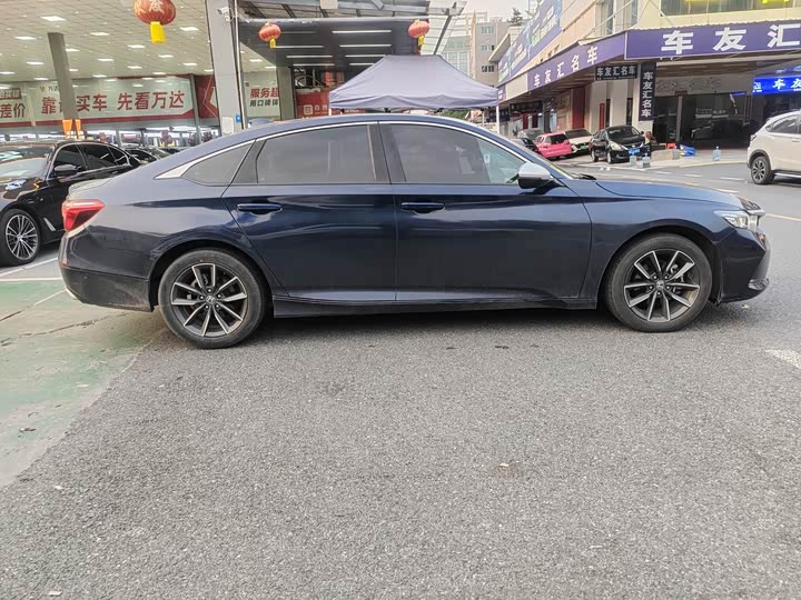 Фото 8 - Honda Inspire