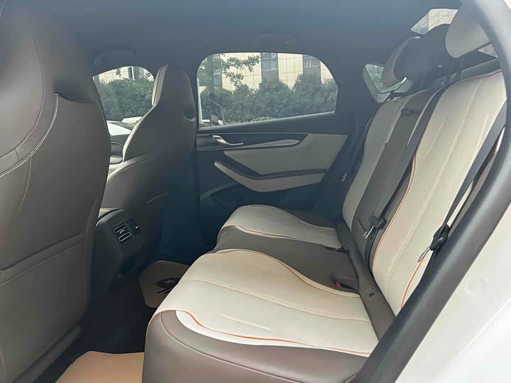 Photo 4 - BYD Qin Plus