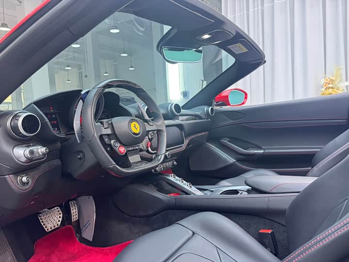 Photo 6 - Ferrari Portofino