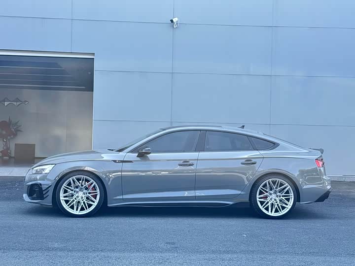 Фото 4 - Audi A5