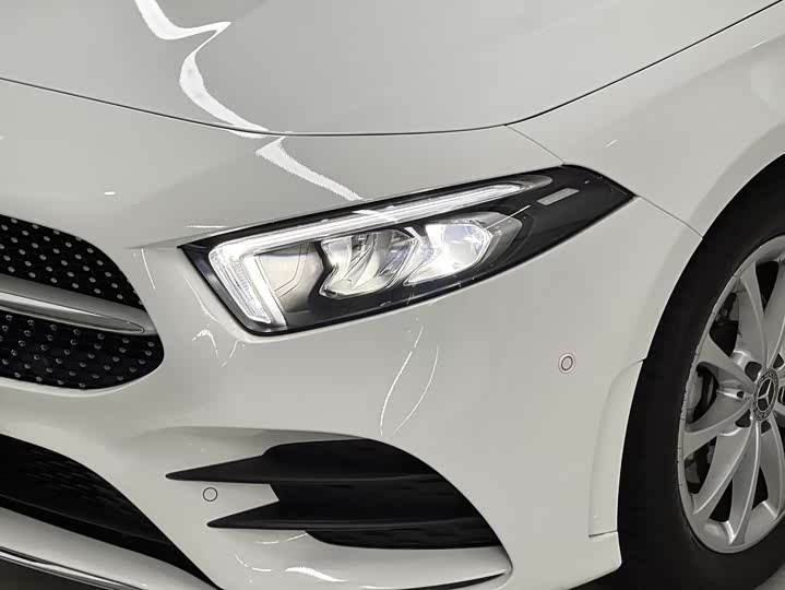 Фото 2 - Mercedes-Benz A-Class