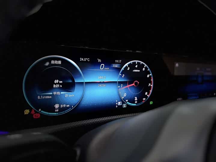 Фото 4 - Mercedes-Benz A-Class