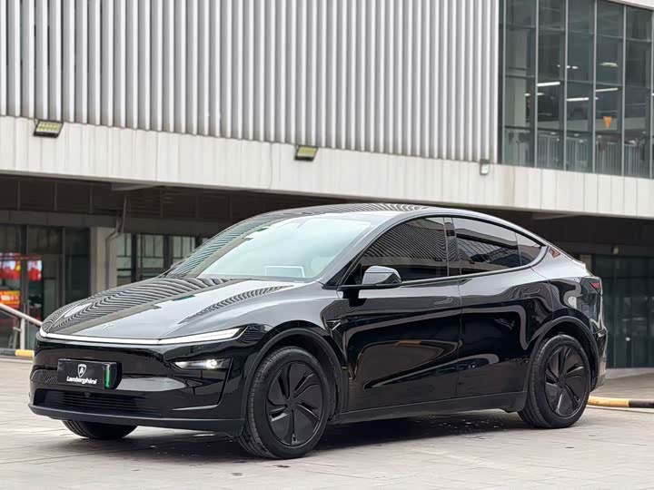 Photo 1 - Tesla Model Y