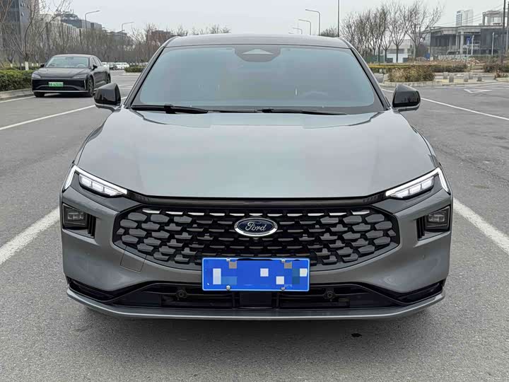 Photo 2 - Ford Mondeo