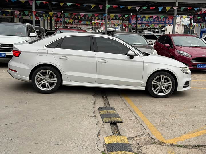 Фото 4 - Audi A3