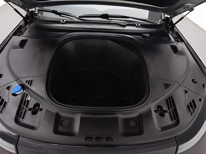 Фото 6 - XPeng P7