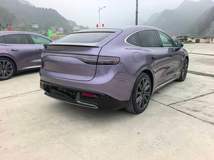 Фото 5 - Luxeed R7