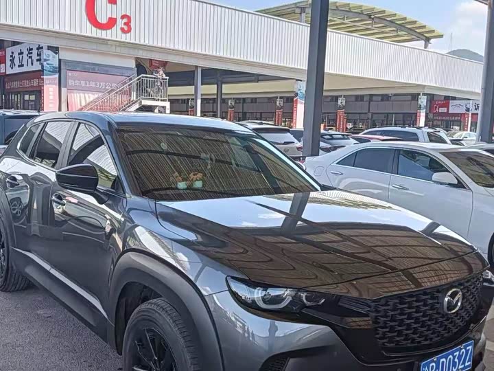 Фото 3 - Mazda CX-50
