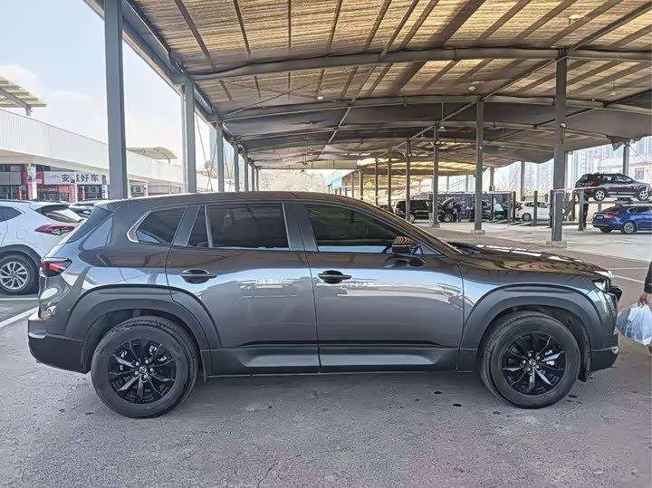 Фото 4 - Mazda CX-50