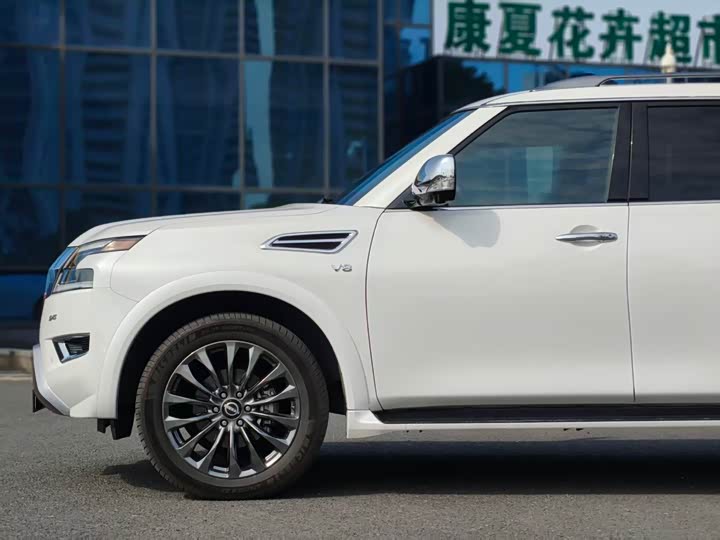 Фото 5 - Nissan Armada