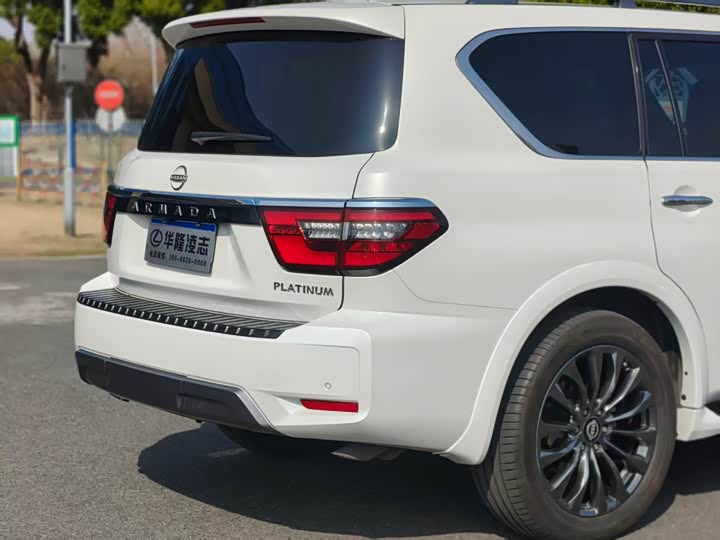 Фото 6 - Nissan Armada