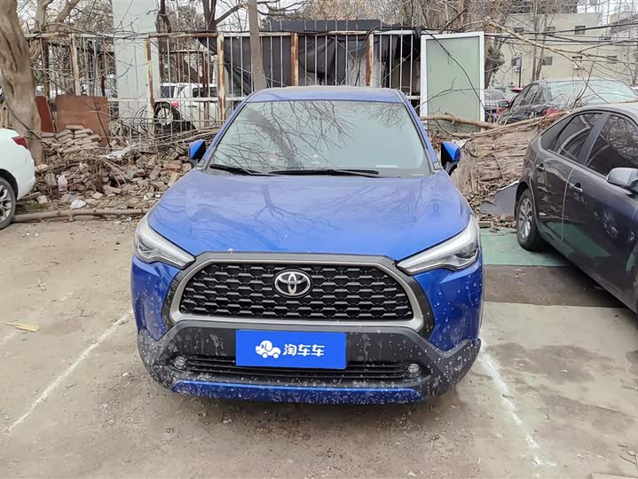 Фото 2 - Toyota Corolla Cross