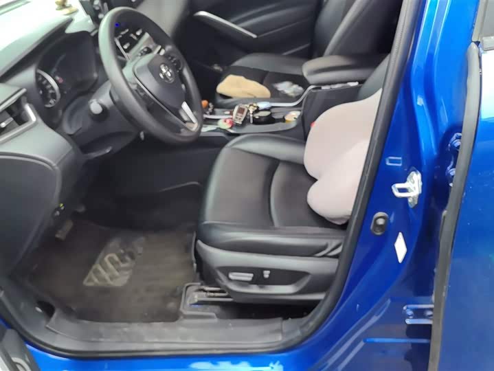 Фото 9 - Toyota Corolla Cross