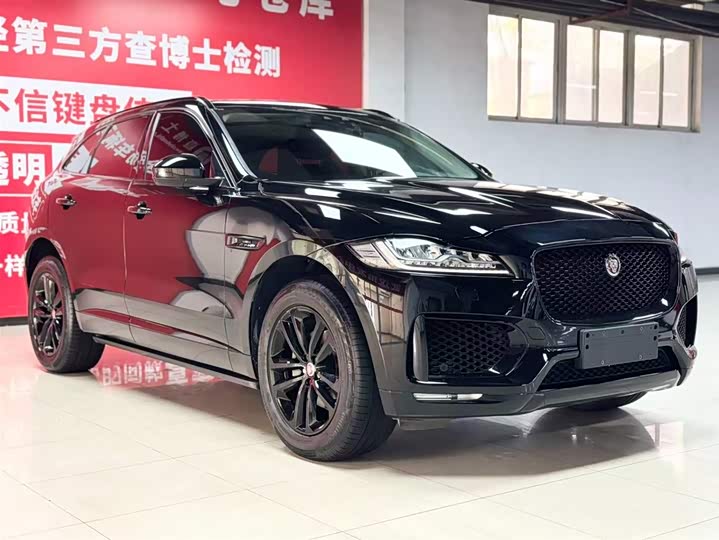 Фото 3 - Jaguar F-Pace