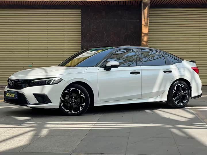 Фото 1 - Honda Civic