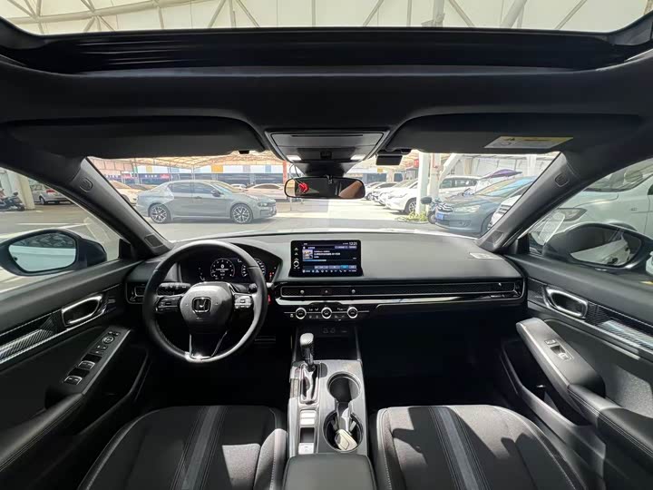 Фото 6 - Honda Civic