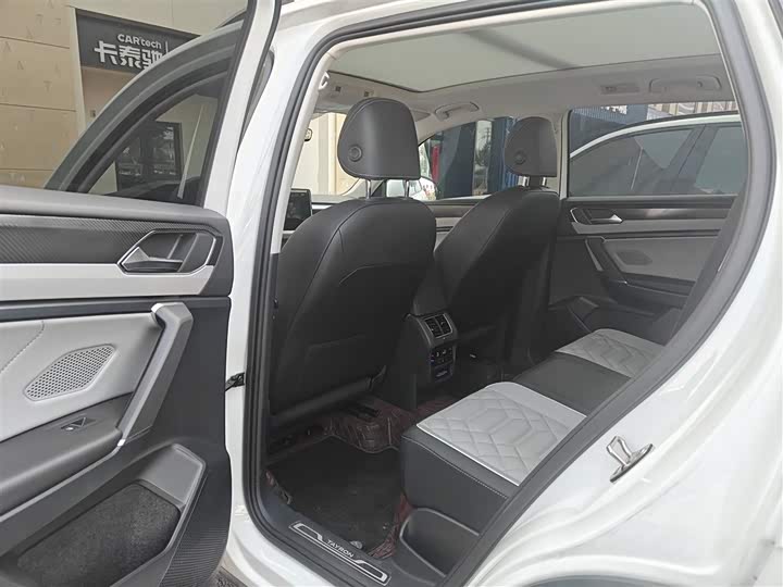 Volkswagen Tayron 2024 2024款 330TSI 两驱豪华Plus进阶版