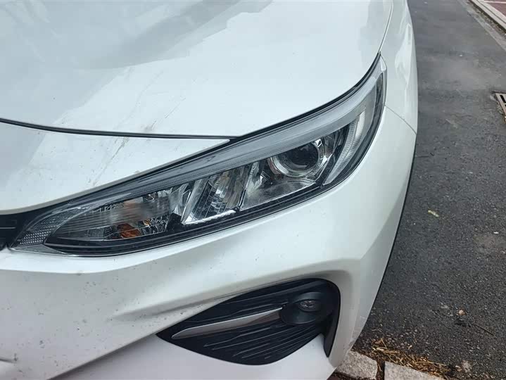 Photo 5 - Toyota Wildlander