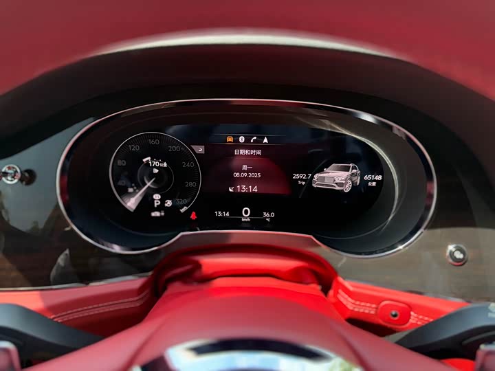 Фото 6 - Bentley Bentayga