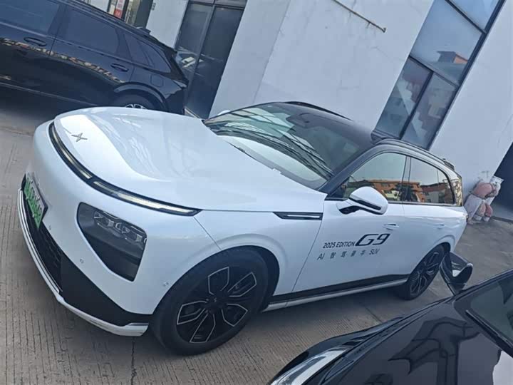 Фото 2 - XPeng G9