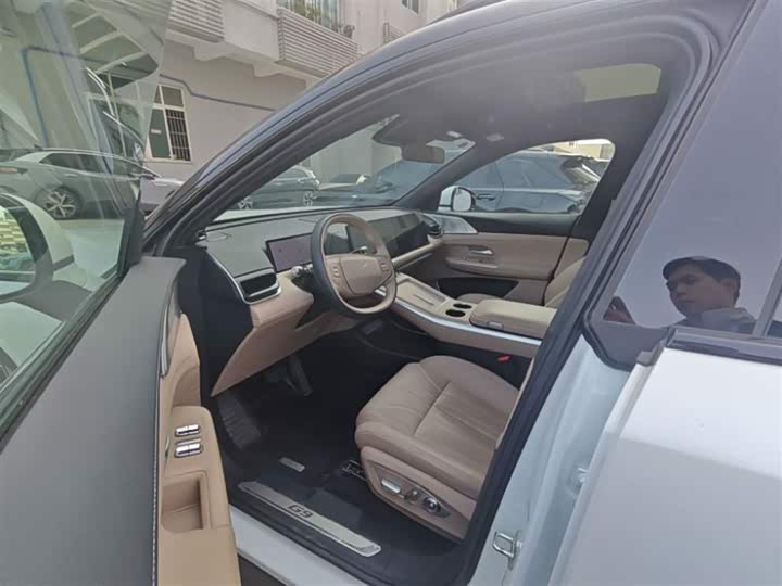 Фото 7 - XPeng G9