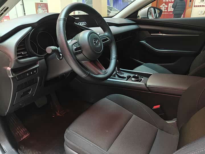 Фото 5 - Mazda 3 (Axela)