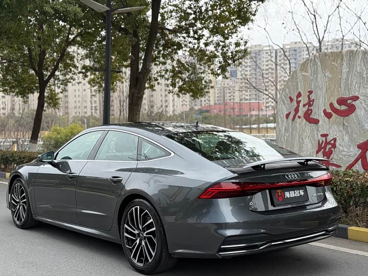 Фото 4 - Audi A7