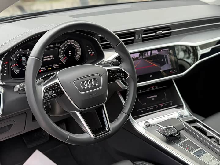 Фото 7 - Audi A7