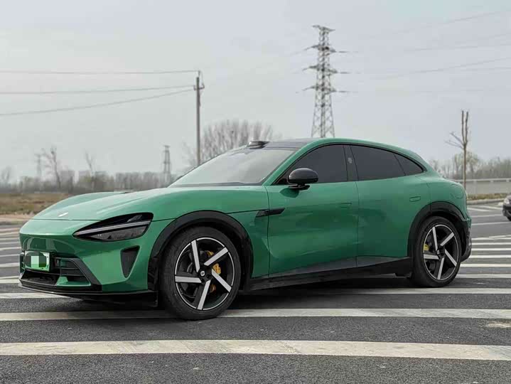 Фото 1 - Xiaomi YU7