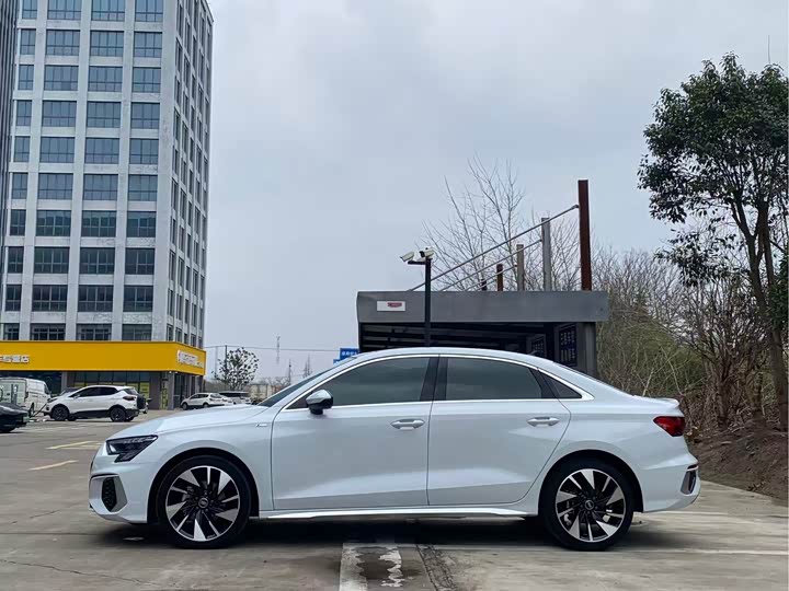 Фото 6 - Audi A3