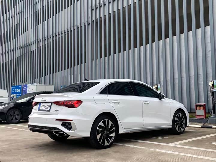 Фото 9 - Audi A3