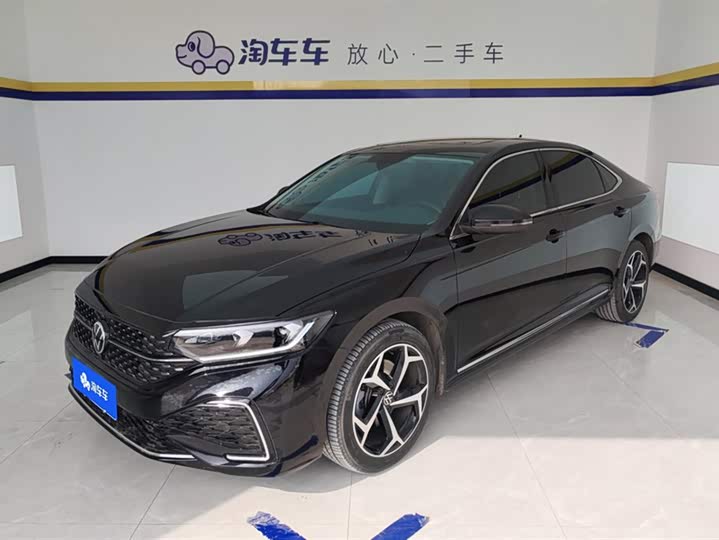 Фото 1 - Volkswagen Passat